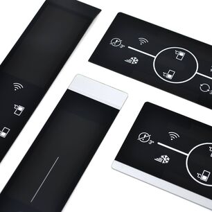 Elementos de visualización con retroiluminación para aplicaciones técnicas e industriales, fabricados con precisión mediante una máquina de corte láser CO₂ de eurolaser