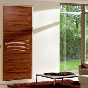 Porte design avec incrustations en placage de haute qualité découpées au laser pour une ambiance intérieure raffinée