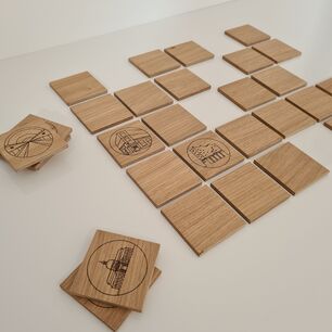 Fichas grabadas con láser del juego de memoria de madera con diseños de Hamburgo, fabricado con un sistema eurolaser