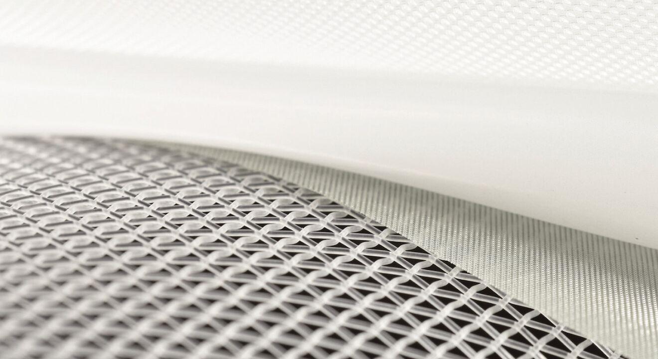 Corte por láser de tejidos PPS de alto rendimiento en la prueba con PVF Mesh & Screen Technology