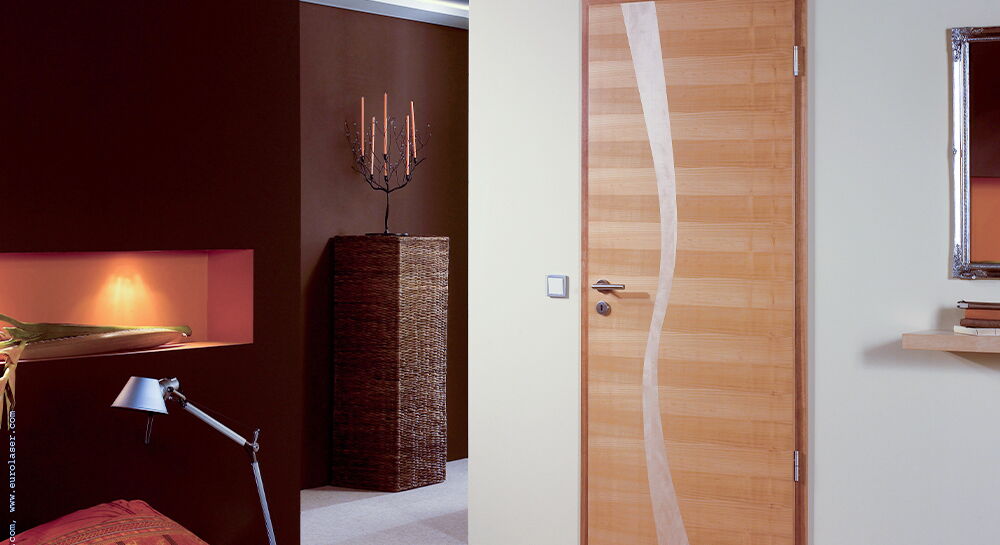 Porte intérieure design en bois plaqué de qualité, découpée avec précision au laser CO₂ eurolaser