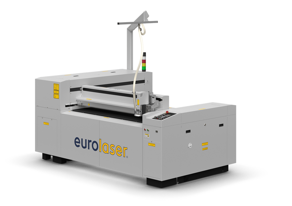 Máquina de corte por láser CO₂ eurolaser M-800 vista en ángulo desde el frente