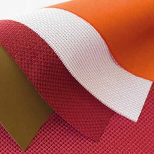 Lasergeschnittene Textilien als Beispiel für das Laserschneiden von Stoffen auf Laserschneidmaschinen von eurolaser mit verschmolzenen und fusselfreien Schnittkanten