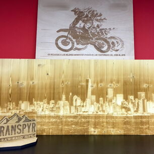 Exemples de produits en bois découpés et gravés au laser de LASER MARKING SYSTEM réalisés avec une machine de découpe laser CO₂ eurolaser