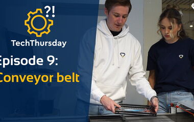 Thumbnail zum Video zeigt das Conveyor-Belt Tischsystem von eurolaser für präzisen Materialtransport beim Laserschneiden